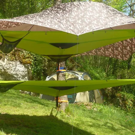 Luxussátor Tente Suspendue Sous Les Etoiles Vue Nature Experience Unique Massat