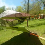 Tente Suspendue Sous Les Etoiles Vue Nature Experience Unique אוהל מפואר