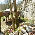 Tente Suspendue Sous Les Etoiles Vue Nature Experience Unique Luxuszelt