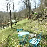 Tente de luxe Tente Suspendue Sous Les étoiles Vue Nature Expérience Unique Massat