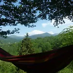 Luxuszelt Tente Suspendue Sous Les Etoiles Vue Nature Experience Unique Massat